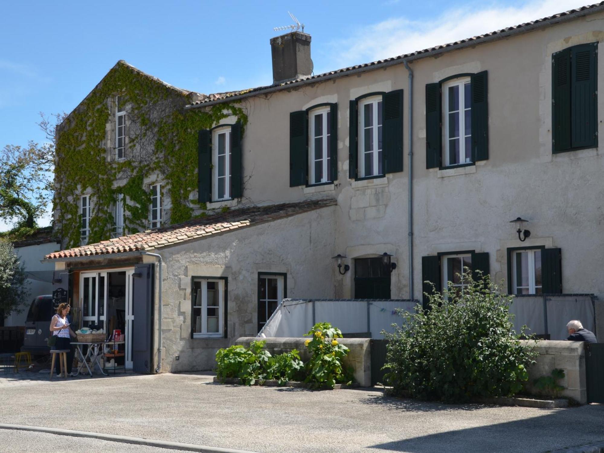 Le Mole Bed & Breakfast La Flotte Luaran gambar